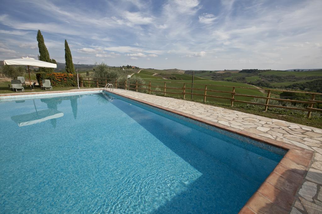 Agriturismo Il Torrione Lecchi Exterior foto
